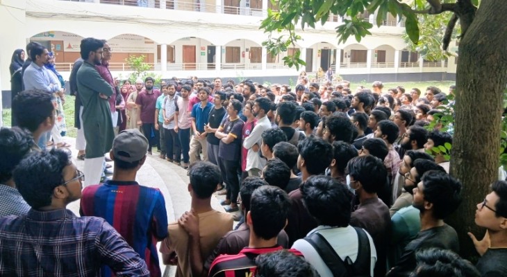 ১১ দফা দাবিতে রুয়েট সিএসইতে ক্লাস-পরীক্ষা বর্জন